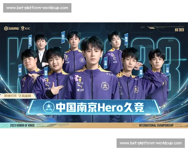 为热爱而战，为荣耀而拼，冠军杯的执着追求！