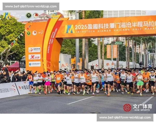 新纪录诞生!厦门马拉松选手超神发挥,成绩令人瞠目结舌! 新纪录诞生!厦门马拉松选手超神发挥,成绩令人瞠目结舌!